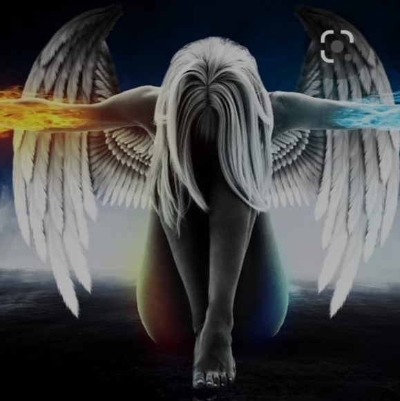 Meet your Posher, Jennifer - Picture 1 of 1